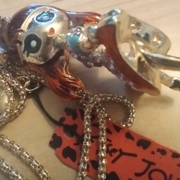 BETSEY JOHNSON DANCING REDHEAD GIRL LARGE CHARM NECKLACE - Picture 2 of 6